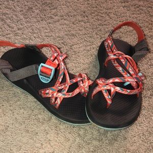 women’s 9 chacos